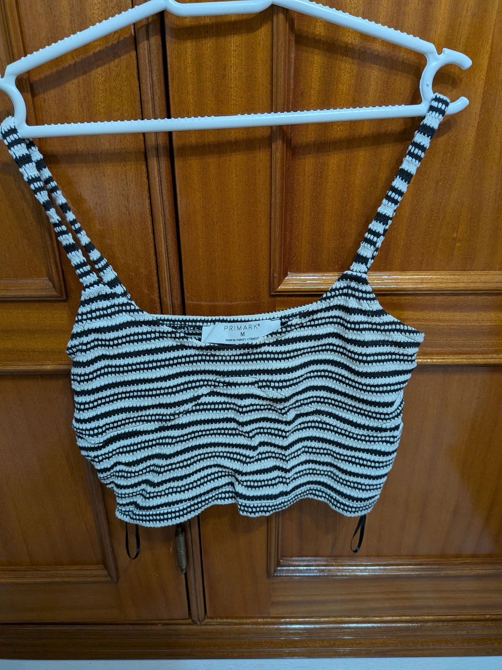 Crop top tirantes 